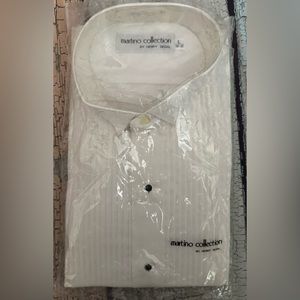 New Men’s Tuxedo shirt. Perfect for a wedding or a special occasion.
